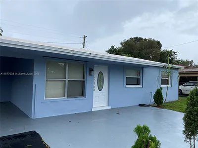 1450 NW 31st Way Lauderhill FL