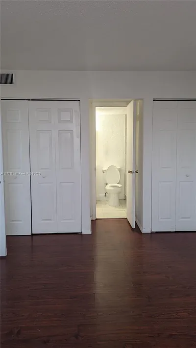 1251 NE 108th St 415 #415 Miami FL