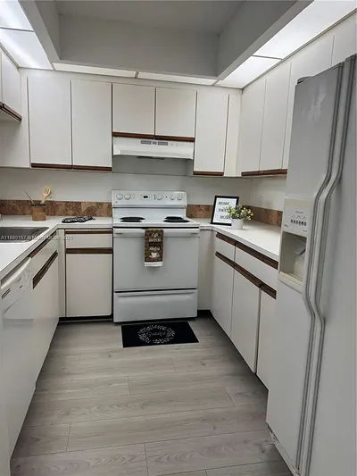1001 SW 128th Ter 304B #304B Pembroke Pines FL