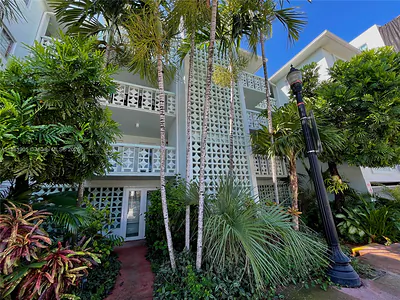 1100 11th St 302 #302 Miami Beach FL