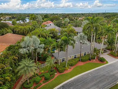 1100 SW 156th Ave Pembroke Pines FL