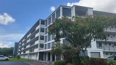 950 Hillcrest Dr 302 #302 Hollywood FL