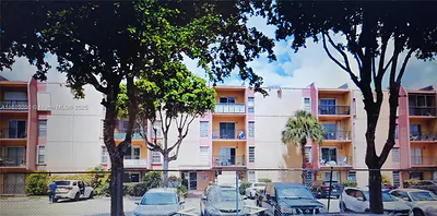4709 NW 7th St 401-9 #401-9 Miami FL