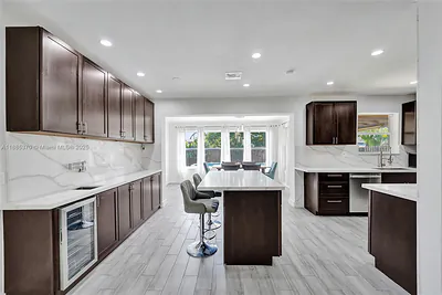 3120 SW 23rd St Fort Lauderdale FL