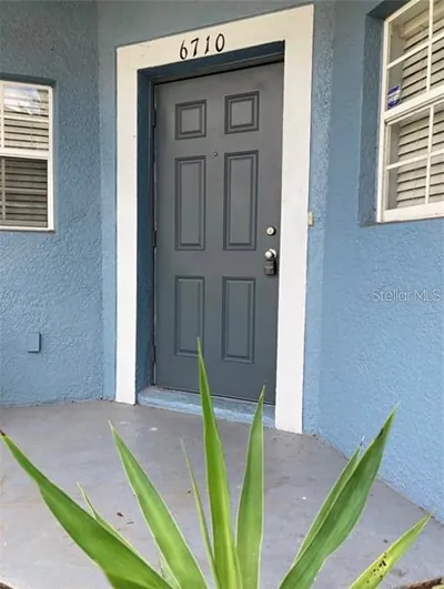6710 LAKE CAMDEN WAY Gibsonton FL