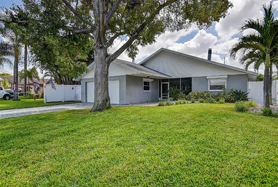 9084 76TH AVENUE Seminole FL