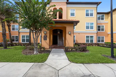 5467 VINELAND ROAD 6111 #6111 Orlando FL