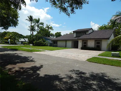 11530 SW 92nd St Miami FL