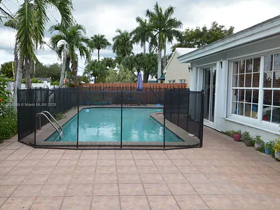 11216 SW 63rd Ter Miami FL