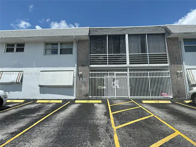 1300 N 17th Ave 107 #107 Hollywood FL