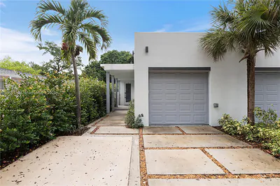 5734 Buchanan St B #B Hollywood FL