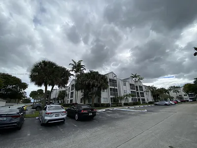 5672 Rock Island Rd 235 #235 Tamarac FL