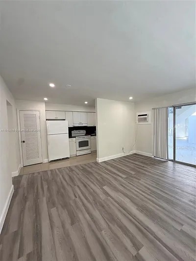 16890 NE 21st Ave 1 #1 North Miami Beach FL