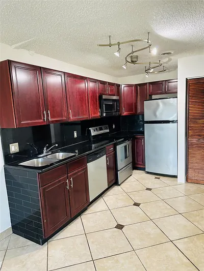 10046 Winding Lake Road 203, Sunrise, FL 33351 #203 Sunrise FL