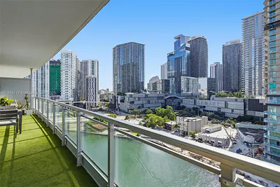 92 SW 3rd St 1604 #1604 Miami FL