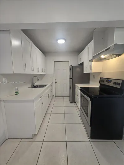 1400 N 17th Ave 1 #1 Hollywood FL
