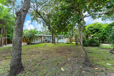 8318 SW 131st St Pinecrest FL