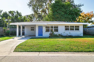 2412 GROVE STREET Sarasota FL