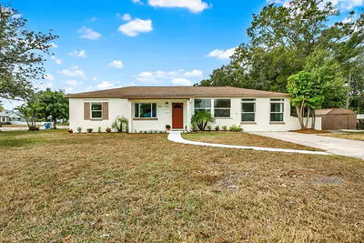 4000 LOCUST STREET NE St Petersburg FL