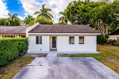 5240 SW 139th Pl Miami FL