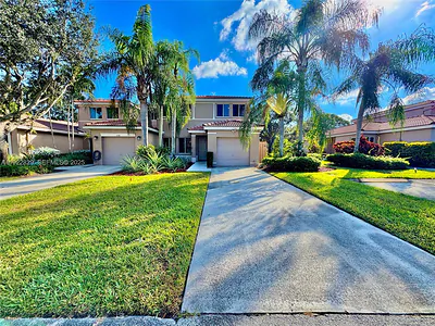 1736 SW 109th Ter Davie FL