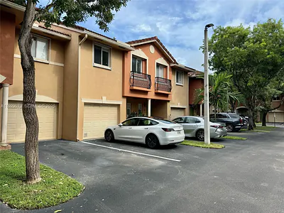 35 SE 3rd Ave 35 #35 Hallandale Beach FL
