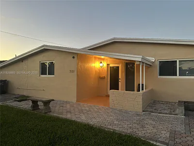 7121 Harding St 0 Hollywood FL