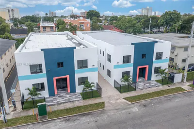858 Nw 3rd St 5 #5 Miami FL