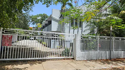 3025 Mary St 12 #12 Miami FL