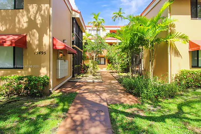 15495 N Miami Lakeway N 102 #102 Miami Lakes FL
