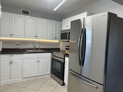 105 Sheffield E, West Palm Beach, FL 33417 West Palm Beach FL
