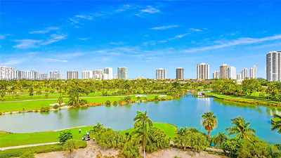 19501 W Country Club 1610 #1610 Aventura FL