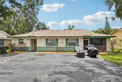 6340 27TH STREET N St Petersburg FL