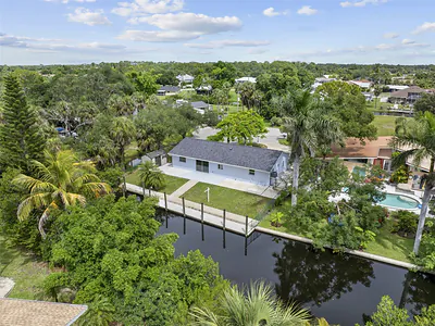 1832 FLAMINGO DRIVE North Fort Myers FL