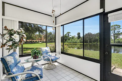 8186 TERRACE GARDEN DRIVE N 101 #101 St Petersburg FL