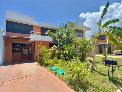 83 PLAZA CULEBRA Luquillo PR