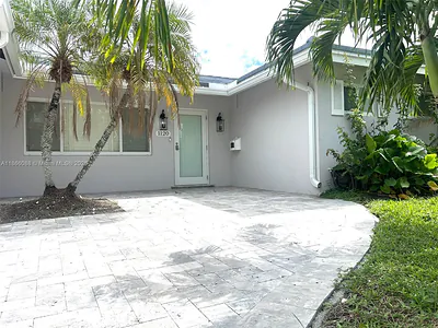 1120 SE 6th Ter Pompano Beach FL