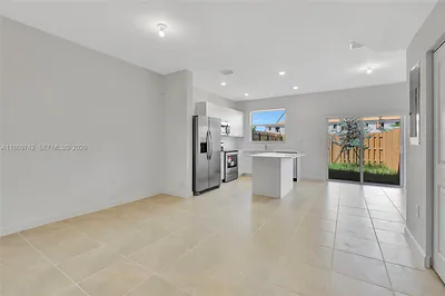 12206 NW 23rd Path Miami FL