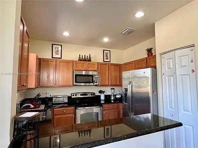 11389 NW 87th Ln Doral FL