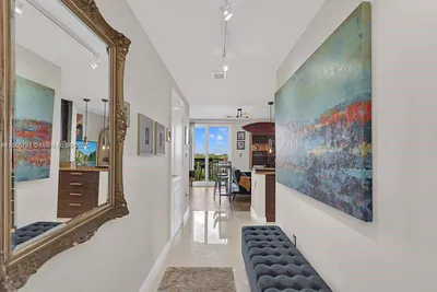 2701 SW 3rd Ave 702 #702 Miami FL