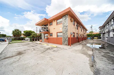 40 W 4th St 2 #2 Hialeah FL