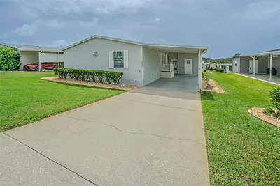 37630 LANDIS AVENUE Zephyrhills FL