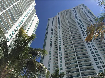 951 Brickell Ave 3810 #3810 Miami FL
