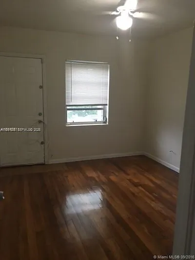 910 S Douglas Rd 3 #3 Coral Gables FL