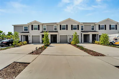 17641 CRESCENT MOON LOOP Bradenton FL