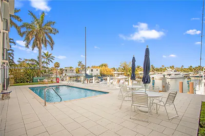 1435 SE 15th St 103 #103 Fort Lauderdale FL