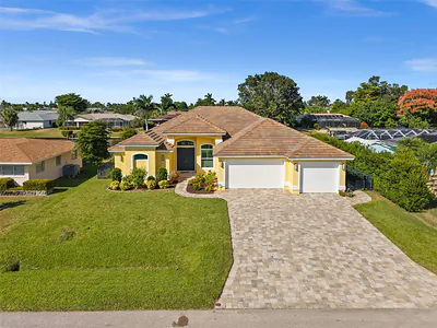 211 SE 37TH LANE Cape Coral FL