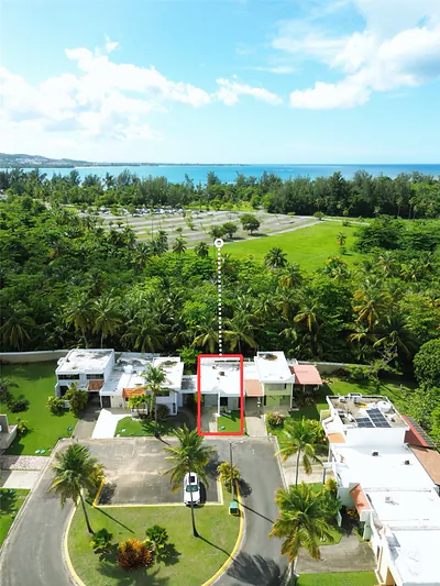 15 PALOMINO Luquillo PR