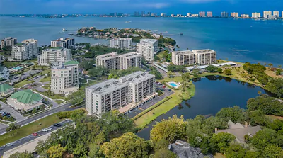 220 BELLEVIEW BOULEVARD 305 #305 Belleair FL