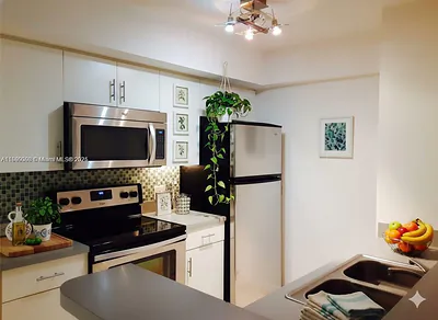 620 SW 111th Ave 104 #104 Pembroke Pines FL